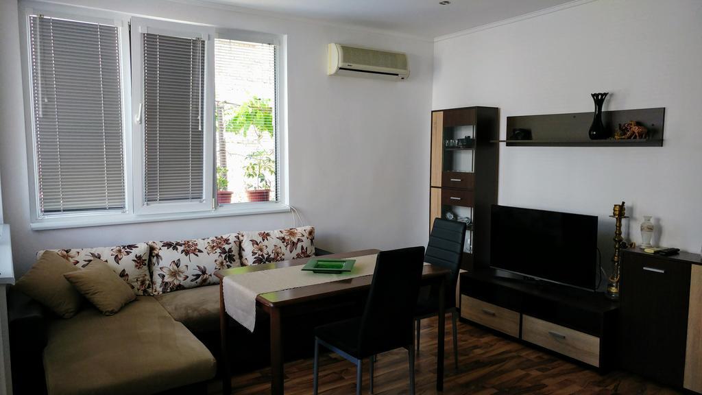 צ'רנומורץ Single Apartment Elit מראה חיצוני תמונה